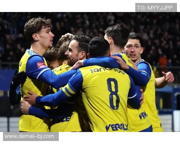 坎布尔与特尔斯达的激烈对决揭示了荷乙联赛的竞争魅力与球队实力的较量